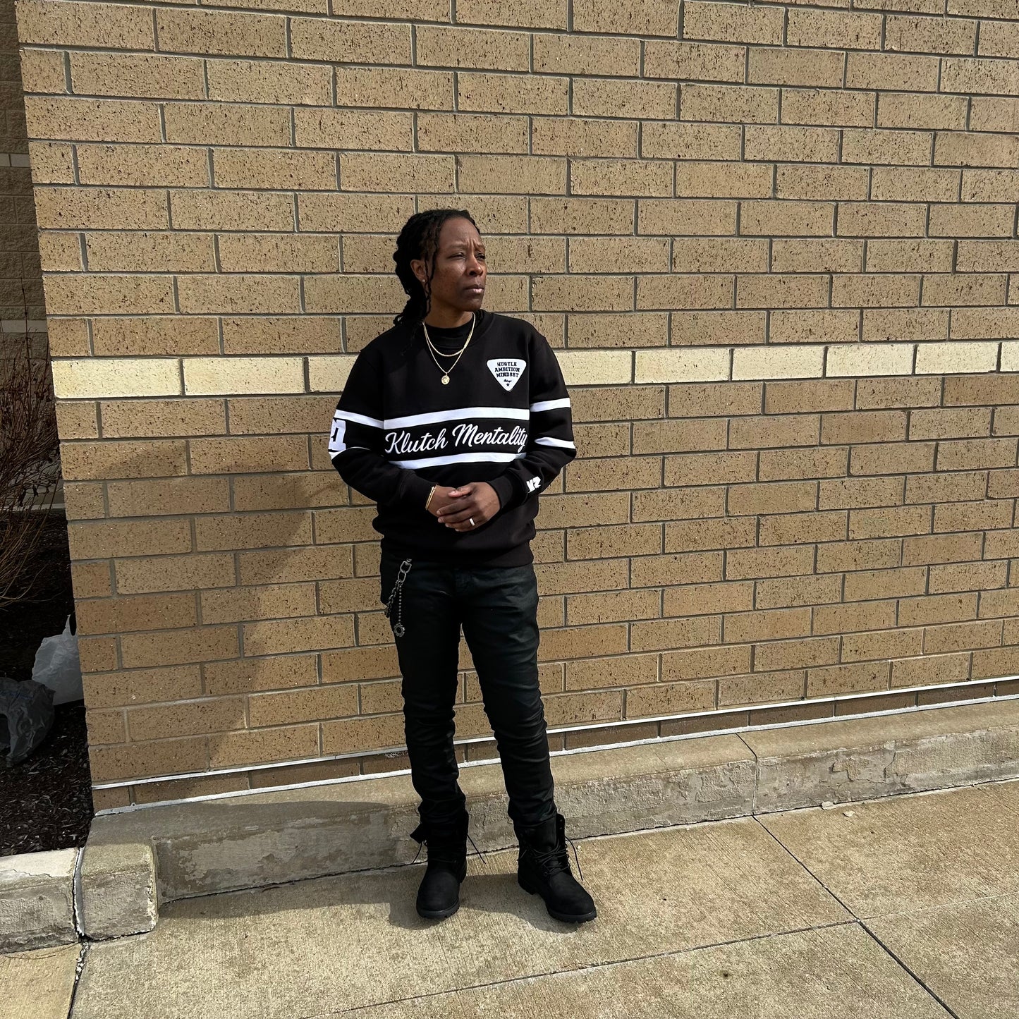 KLUTCH SIGNATURE CREWNECK [BLACK]