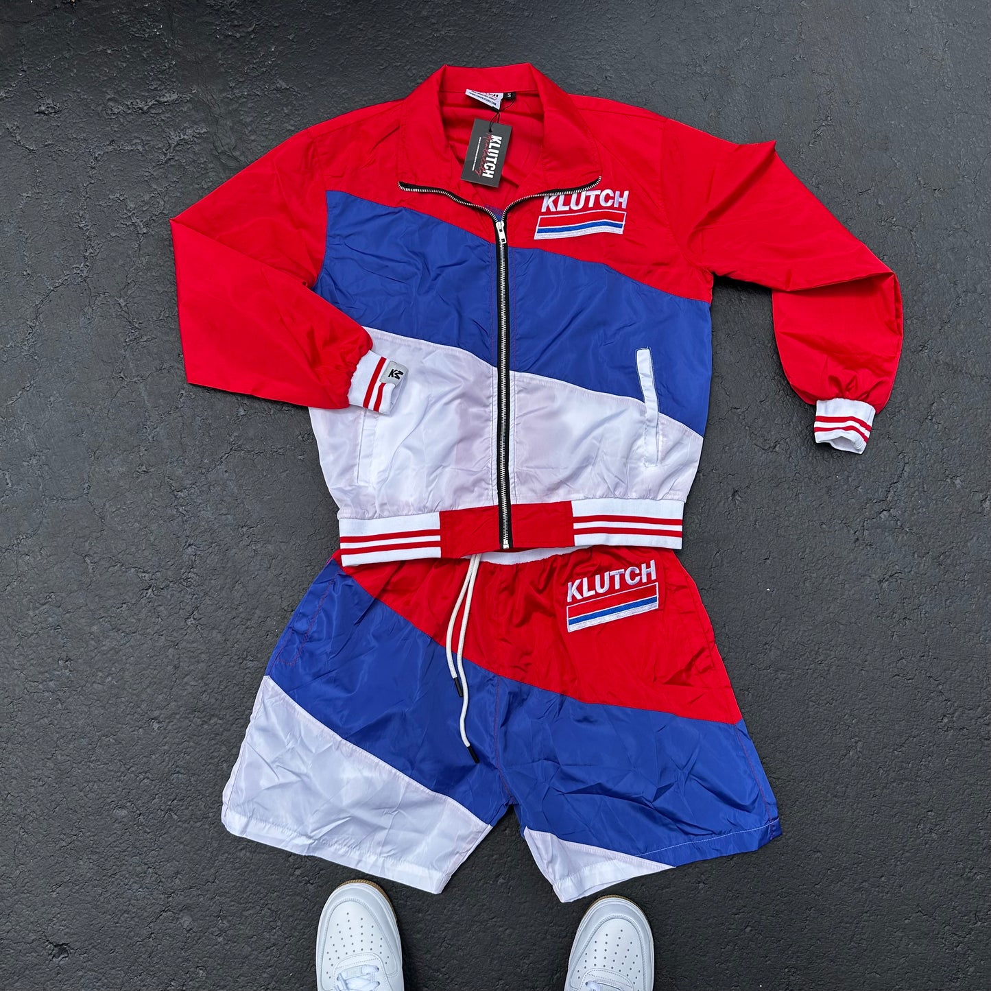 RETRO WINDBREAKER SHORTS [RED]