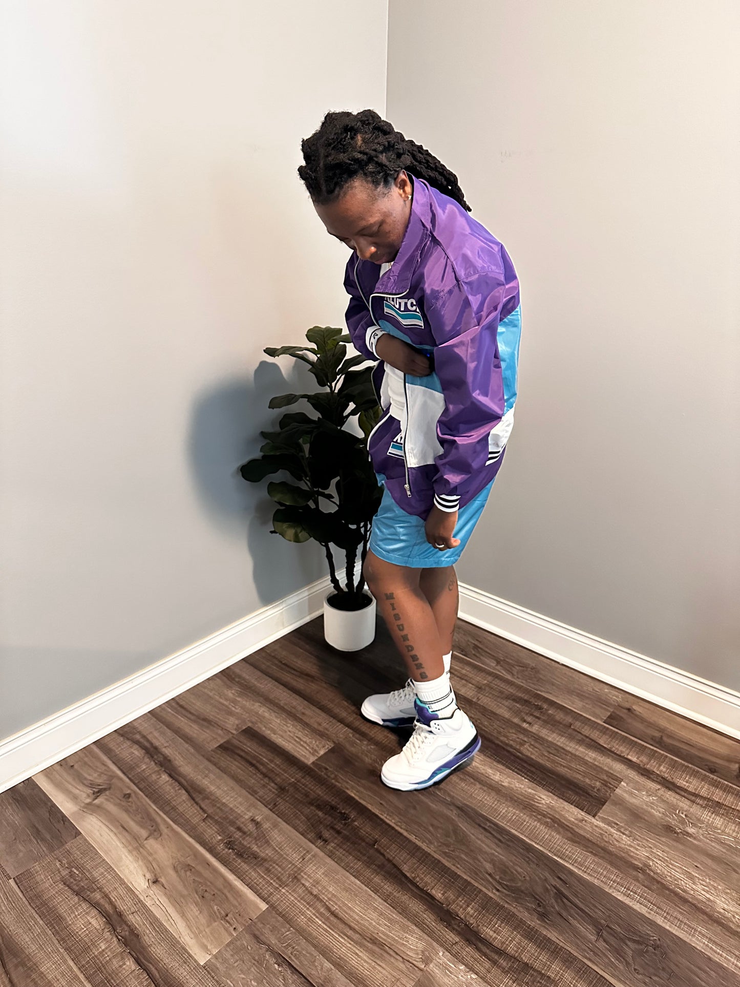 RETRO WINDBREAKER JACKET [GRAPE]